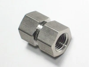 Swagelok Stainless Steel Pipe Hex Coupling, 1/4" FNPT, SS-4-HCG - Picture 1 of 3