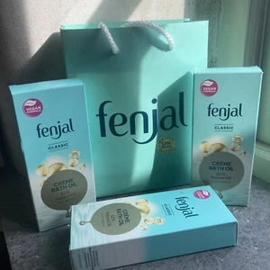 3 x bottles of Fenjal Classic Creme Bath Oil 125ml + gift bag - Picture 1 of 12