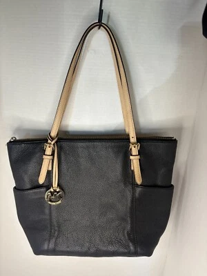 Bolso de Mano Michael Kors Cuero Guijarro Negro/Beige/Marfil Asas Foto 1 de 4