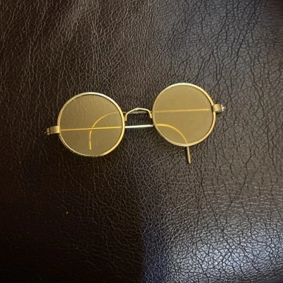 American Girl 18" Doll Molly Meet Outfit Wire Rimmed Glasses Eyeglasses Case PC - Image 1 of 2