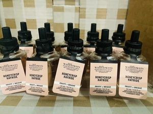 New Sealed Bath & Body Works HoneyCrisp Hayride  Wallflowers Refill Bulbs x 10 - Picture 1 of 2