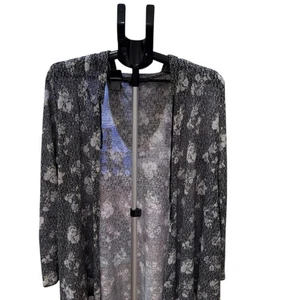 Freshman Strukturstrick mit schwarz-weißen Akzenten - Bild 1 von 6