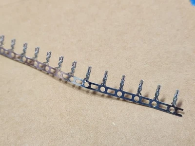 3000 Tape & Reel MOLEX Crimp Terminal 43030-0002.P  20-24AWG 15AU FEM TERM MF - Image 1 of 4