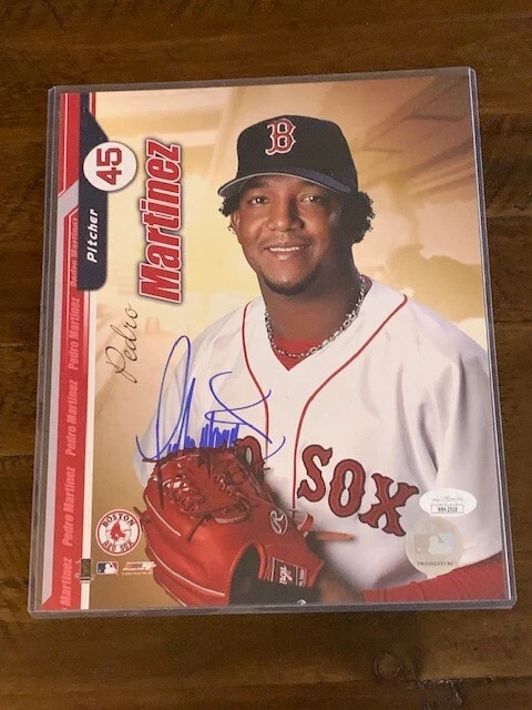 PEDRO MARTINEZ 8x10 AUTOGRAPH PHOTO JSA - Image 1 of 1