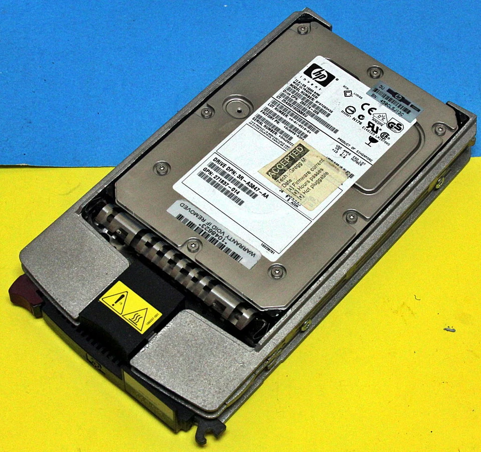 286744-005 HP 271837-014 72.8GB 15K RPM Ultra320 SCSI Hard Drive - Image 1 of 1