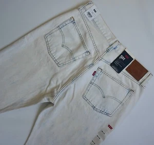 LEVI'S 501 '81 LIGHT WASH Women's Jeans, Authentic BRAND NEW (A46990010) - Picture 1 of 17