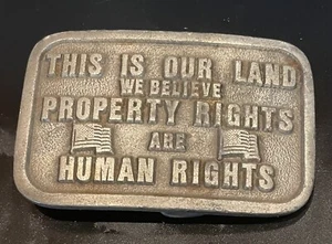 Vintage ROSE ACRE FARMS BELT BUCKLE 1977 PROPERTY RIGHTS EGGS INDIANA RARE - Picture 1 of 2