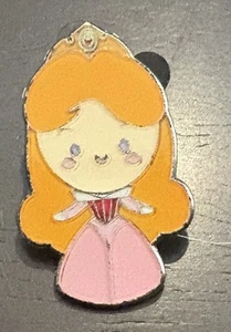 Aurora Sleeping Beauty Princess Pink Dress Gown Crown Disney Trading Pin - Picture 1 of 1