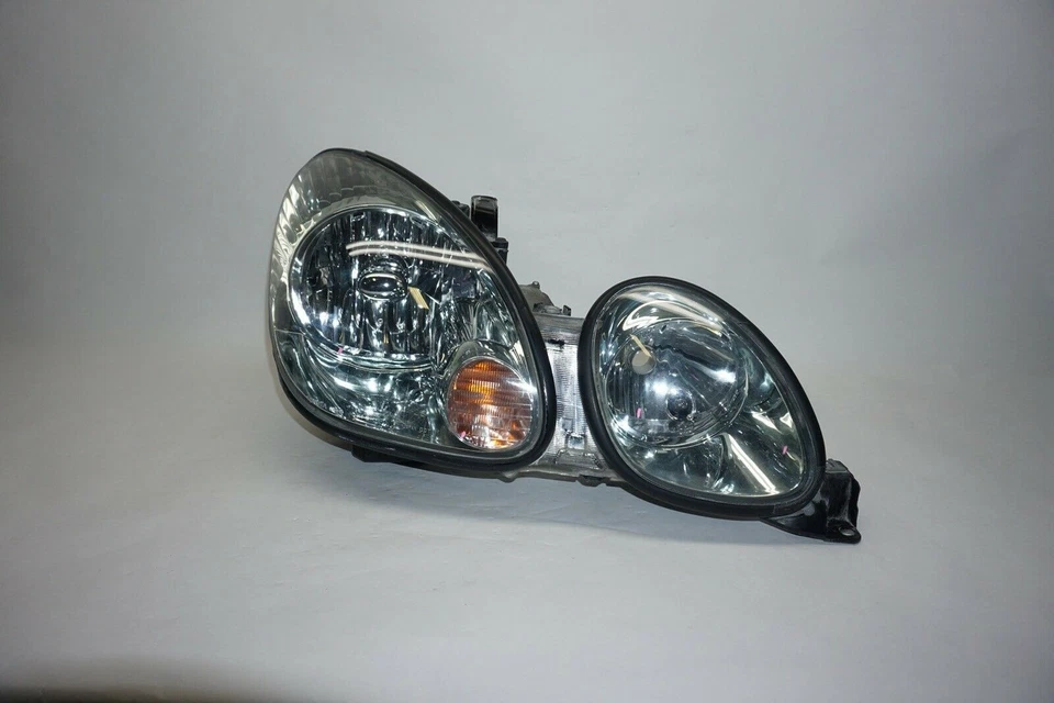 ОРИГИНАЛЬНАЯ ПРАВОСТОРОННЯЯ КСЕНОНОВАЯ ФАРА LEXUS GS300 2000 2001 2003 2004 2005 - Изображение 1 из 4
