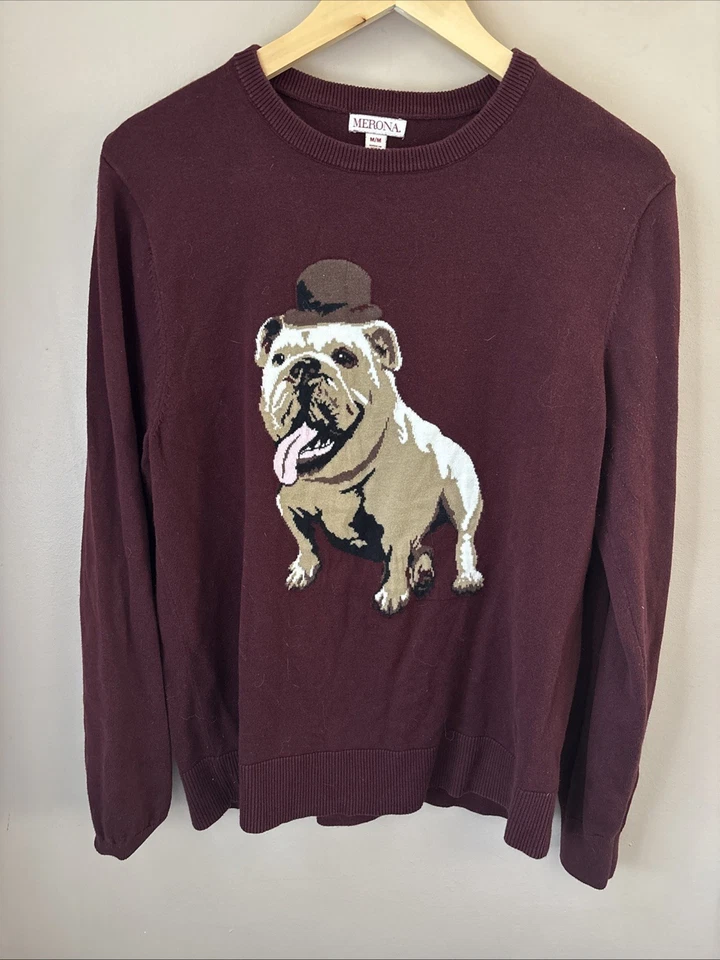 Suéter Bulldog Merona Para Mujer Mediano Granate Cuello Redondo con Sombrero Perro Gráfico Foto 1 de 4