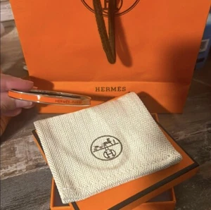 HERMES Uni Bangle, Enameled In Color Orange Fruite. Brand New. - Picture 1 of 7