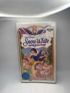 SEALED Walt Disney's Snow White and the Seven Dwarfs Masterpiece Collection VHS - Picture 1 of 6