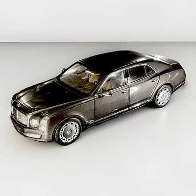 Bentley Mulsanne 1/18 Minichamps *** Dealership Edition OG *** no Kyosho remake - Image 1 of 4