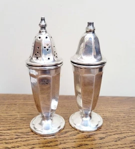 Viners 925 Sterling Silver Salt & Pepper Shaker Set Art Deco Style 1963 - Picture 1 of 9