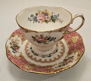 TOP Royal Albert Lady Carlyle Teetasse KAFFEE Untertasse Set Bone China England - Bild 1 von 8