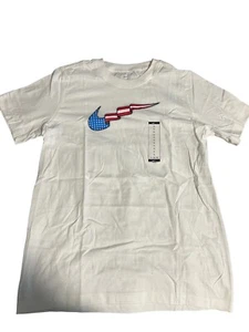 Boy's Youth Nike The Nike Tee Patriotic American Short Sleeve Shirt DD9448-010 - Picture 1 of 2