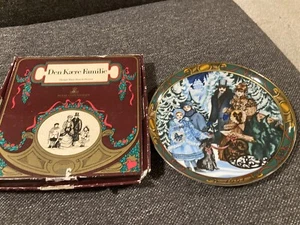 1991 Royal Copenhagen Christmas in Denmark plate, first edition - Picture 1 of 4