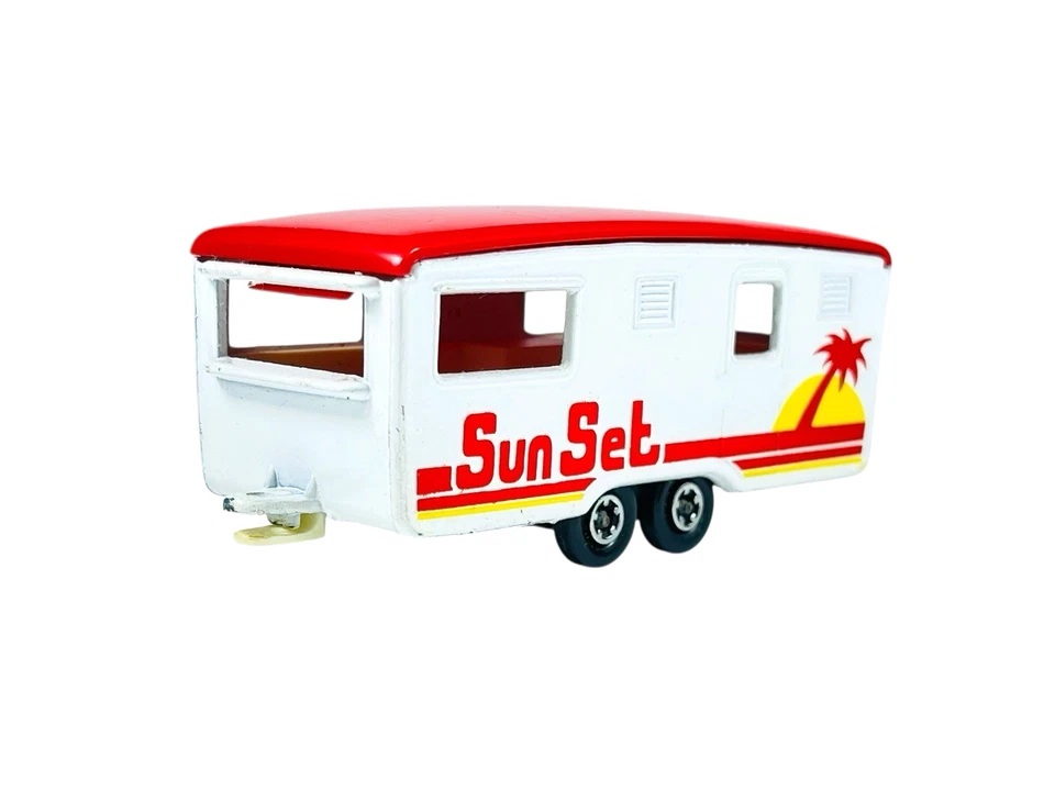 Matchbox Lesney Superfast MB57 Eccles Sun Set Trailer Caravan - Image 1 of 4