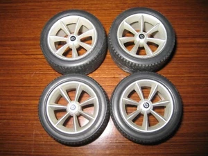 LOTTO RUOTE GIUGIARO PRIMA BURAGO 1/18 TUNING O DIORAMA - Foto 1 di 6