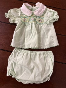 Vintage BABY OUTFIT DOLL OUTFIT 93 MONTHS - Picture 1 of 4