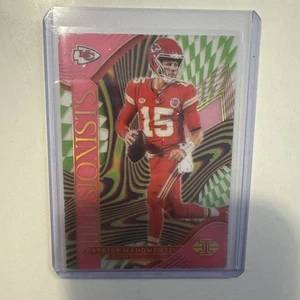 2024 Panini Illusions - Illusionists Patrick Mahomes II #12 Pink 250/399 - Picture 1 of 2