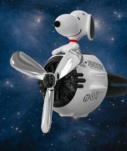 Super Cute Peanuts Snoopy Car Air Freshener, Vent Mounted, Great Decoration  - Picture 1 of 4