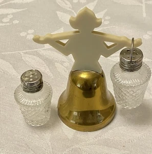 Vintage Bakelit Holländische Milchmädchen Goldene Glocke D'Art Handwerker S&P Streuer - Bild 1 von 4