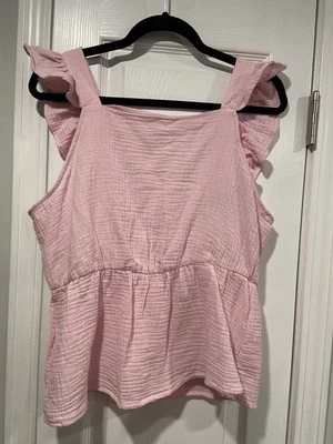 Regata Vero Moda tamanho L gaze de algodão rosa macio costas abertas manga babado - Imagem 1 de 4