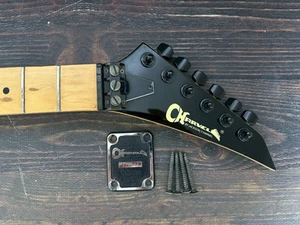 Charvel by Jackson Modelo-HSH Concorde Años 80 Cabeza Cuello Escala Regular 22F con Placa - Imagen 1 de 16