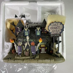 Hawthorne Village LAST CHANCE GAS THE MUNSTERS HALLOWEEN VILLAGE 2004. NEW. - Picture 1 of 7