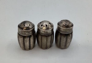 Vintage 925 Sterling Silver 1 Salt and 2 Pepper Ribbed Shakers Weidlich 7250 - Picture 1 of 3