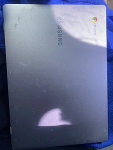 Silver Samsung Chromebook Laptop - Picture 1 of 4