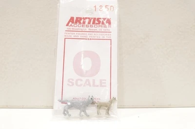 Arttista #1350 Wolf & Fox White Metal  Figures, New - Imagem 1 de 4