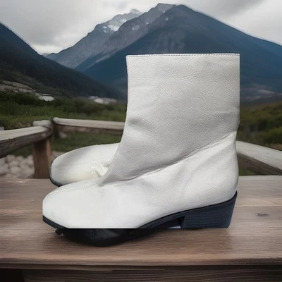 Botas al tobillo Worthington para mujer plateadas metálicas de tacón ancho talla 8 medianas Foto 1 de 4