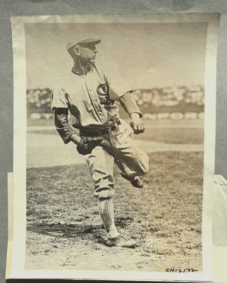 1921 Dickie Kerr, Chicago Black Sox Pitcher Type 1 Underwood and Underwood Photo - Image 1 of 4