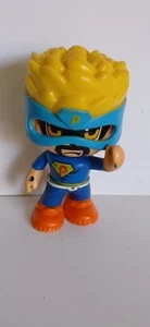 MUÑECO  SUPER  HEROE   /   DE  FAMOSA  /  PIN  Y  PON   /   COMO  NUEVO - Imagen 1 de 5