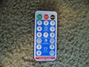 Telecomando CR2025 originale - Foto 1 di 1