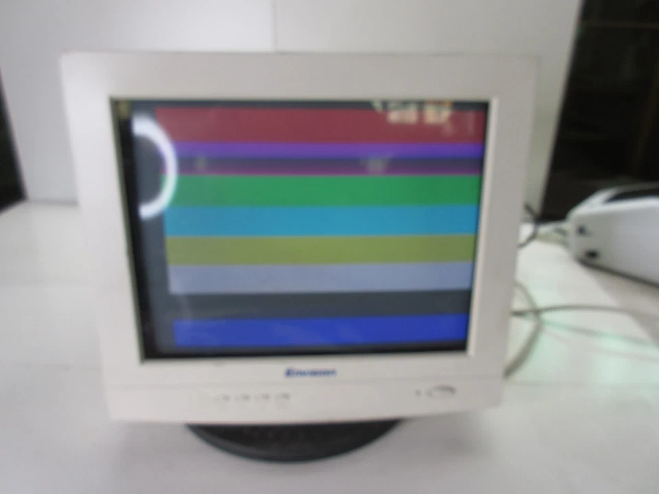 Monitor CRT vintage retro para juegos Envision 1770 Foto 1 de 4