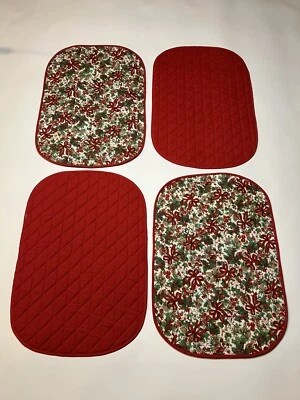 Vintage Quilted Fabric Christmas Holiday Place Mats Set of 4 Pattern Festive EUC Foto 1 de 4