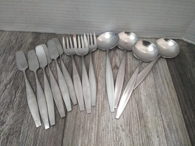 Cubiertos de acero inoxidable Carvel Hall Leisure MCM diseño George Nelson (juego de lote 13 piezas) Foto 1 de 4