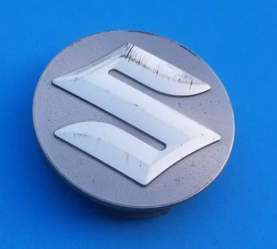 SUZUKI GRAND VITARA SX4 (1) TAPACUBOS TAPACUBOS CUBIERTA CENTRAL ENCHUFE FABRICANTE DE EQUIPOS ORIGINALES A31 Foto 1 de 3