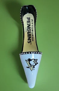 Pittsburgh Penguins Strass High Heel Weinflaschenhalter - NHL lizenziert - Bild 1 von 5