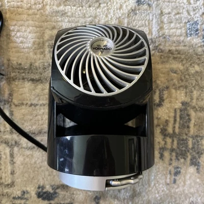 Ventilador Circulador de Aire Compacto Vornado Air, LLC CR1-0496-06 Flippi V6, Ajustable Foto 1 de 4