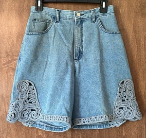 Vintage Women's Blue Jean Shorts with Embroidery Size 4 - Picture 1 of 8