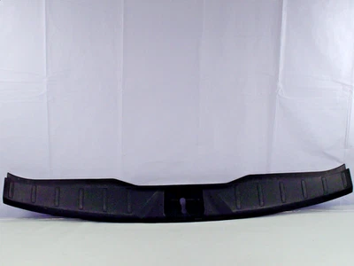 2014-2018 年斯巴鲁 Forester 后舱后挡板底座磨损板闩锁装饰原始设备制造商 — 第 1/4 张图片