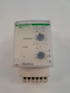 SCHNEIDER RM35LM33MW - Foto 1 di 3