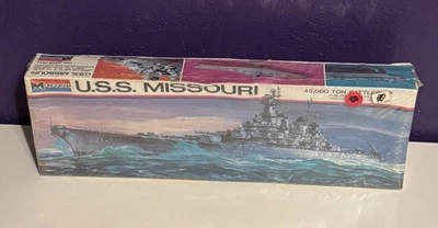 Monogram USS Missouri BB-63 Battleship Model Kit 1976 16" 3000 New Sealed - Image 1 of 4