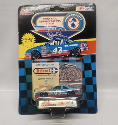 Coche diecast Richard Petty 1992 Bristol International Speedway Nascar 1/64 Foto 1 de 4