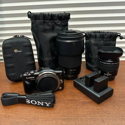 📸 Panasonic DMC-GF3 Lumix 12.1MP Camera + 45mm + 100-300mm Lenses! 📸 - Image 1 of 4