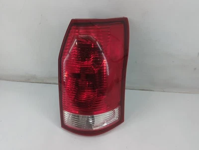 Luz trasera lateral derecha Saturn Vue 2004-2007 pasajero OEM HAA11 Foto 1 de 4